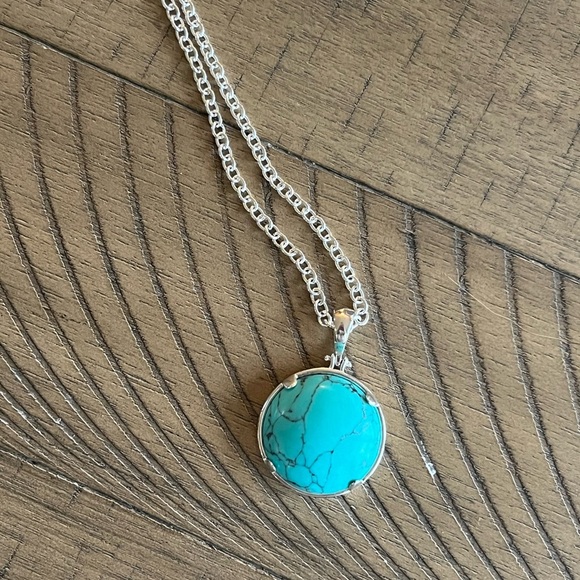 Necklace and Earring Jewelry Bundle 4 pieces all NEW - Picture 3 of 7